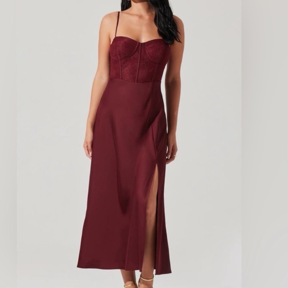 ASTR the Label Burgundy Lace Corset Satin Midi Dress Womens Size Medium Wine Red
